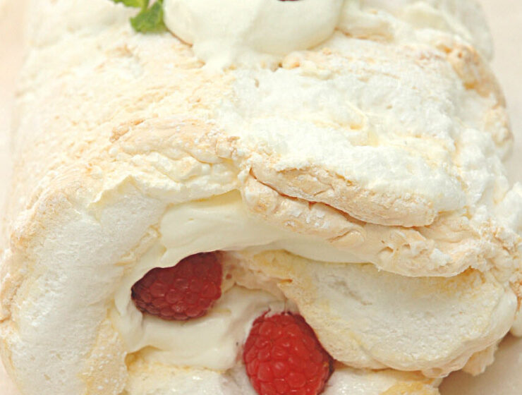 Recipe Meringue roulade