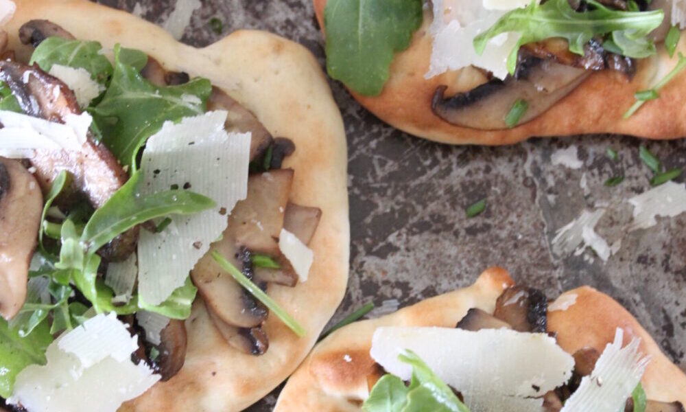Flatbreads with Garlic Mushrooms, Parmesan & Rocket, a veg option to die for
