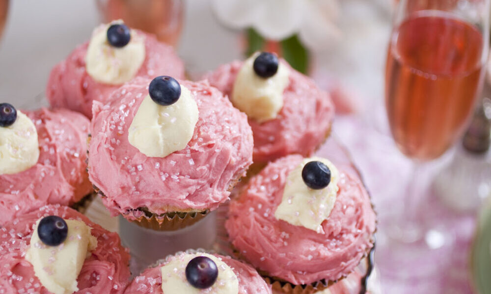 Pongrácz Cupcakes with Raspberry Frosting and White Chocolate Ganache with Sparkling Sugar