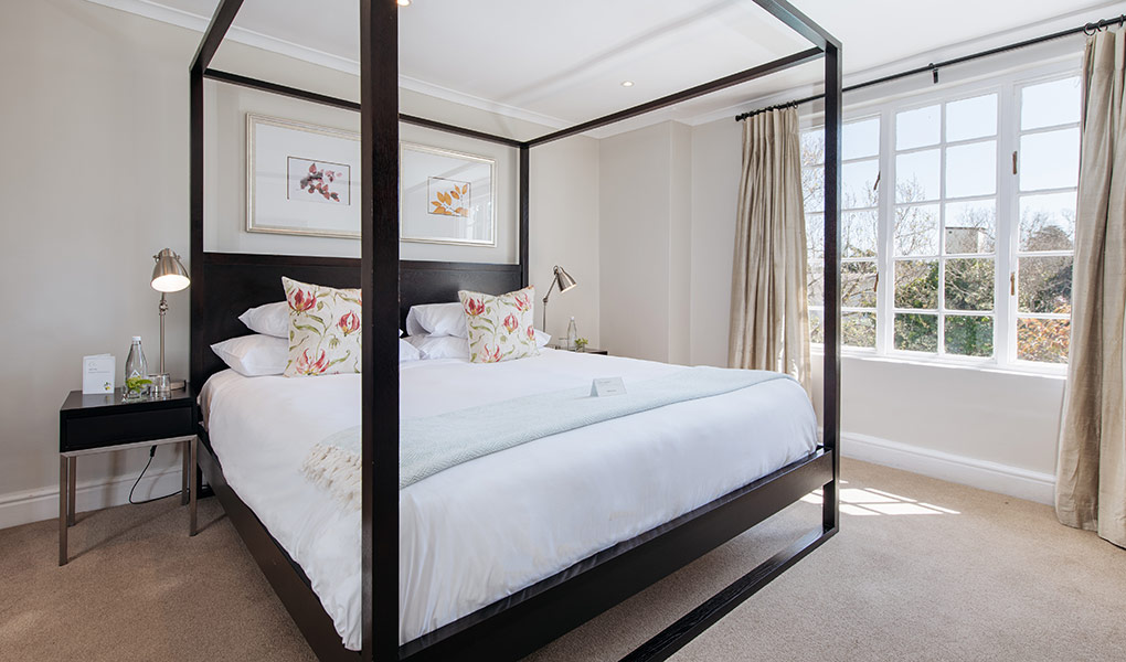 River-Manor---Deluxe Room
